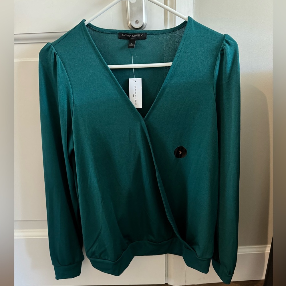 Green Long Sleeve Wrap Top